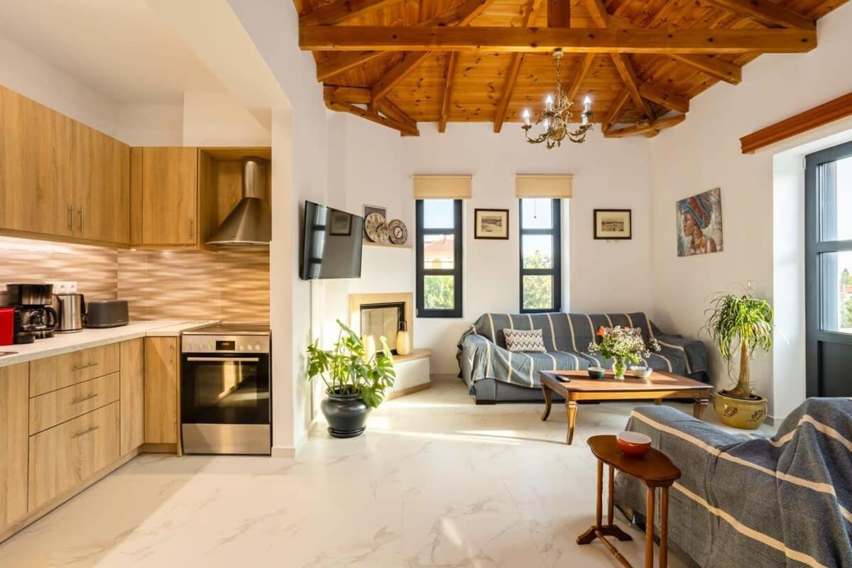 Mani Stone Built Home A Breath Away To The Sea สตูปา ภายนอก รูปภาพ