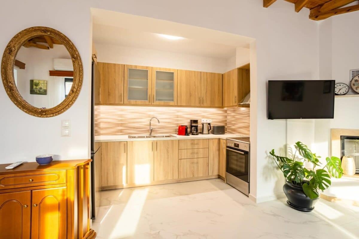 Mani Stone Built Home A Breath Away To The Sea สตูปา ภายนอก รูปภาพ